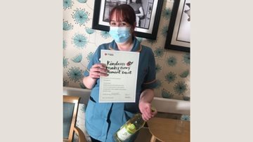 Lostock Colleague receives kindness in care award